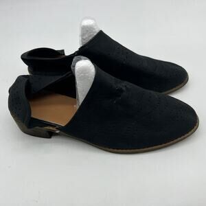 Womens Shoes Casual Flat Slip On Closed Toe Black Color Size 10US / 42CN